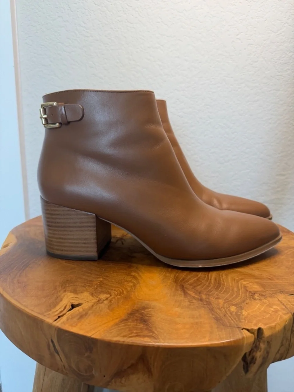 Michael Kors Booties Women's sz 9.5M Block‎ Heel Ankle Boots Brown